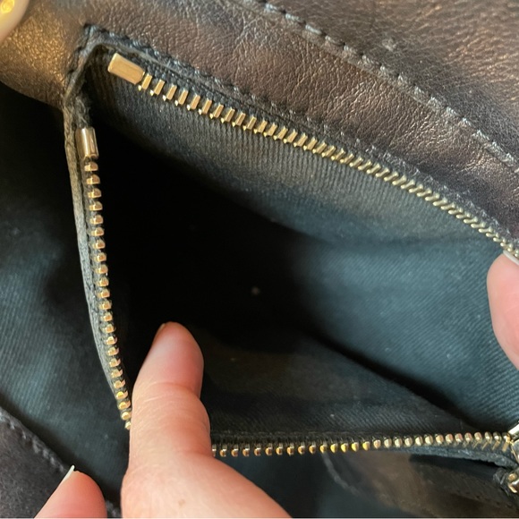 SOLD!!!! 💯 Valentino Garavani Rockstud small tote crossbody - Picture 15 of 16